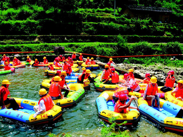【长沙郊游景点】大围山龙须峡谷漂流
