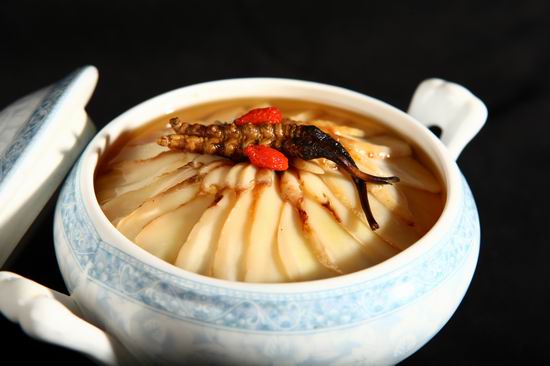 藏草炖松茸菌