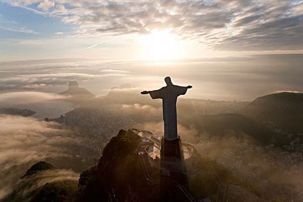 巴西观光景点介绍：耶稣山 Corcovado
