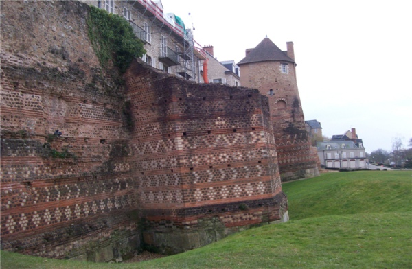 高卢罗马城墙