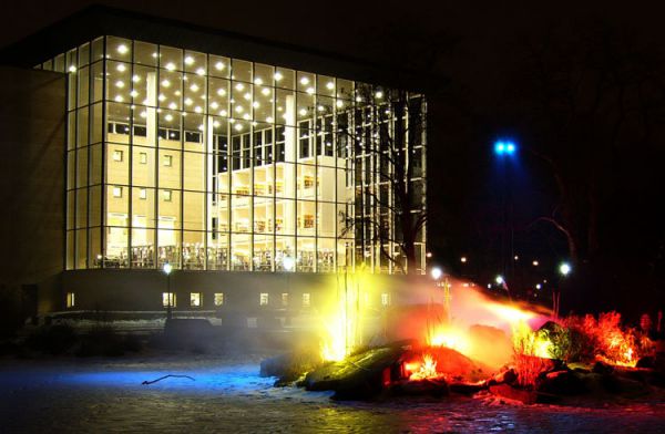 马尔默市图书馆夜景
