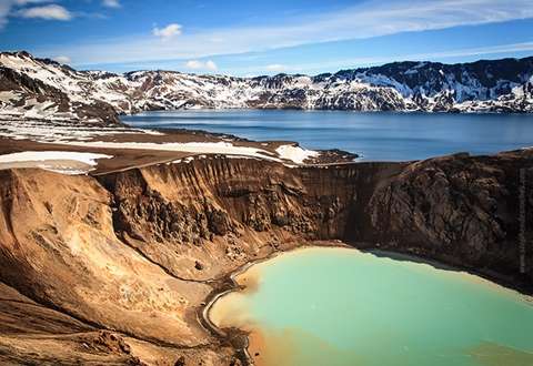 	 阿斯恰火山旅游