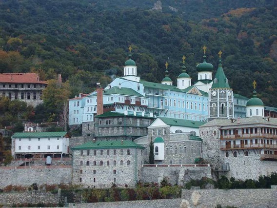 	 圣南姆修道院旅游