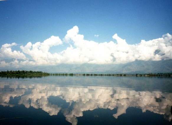 	 达尔湖旅游