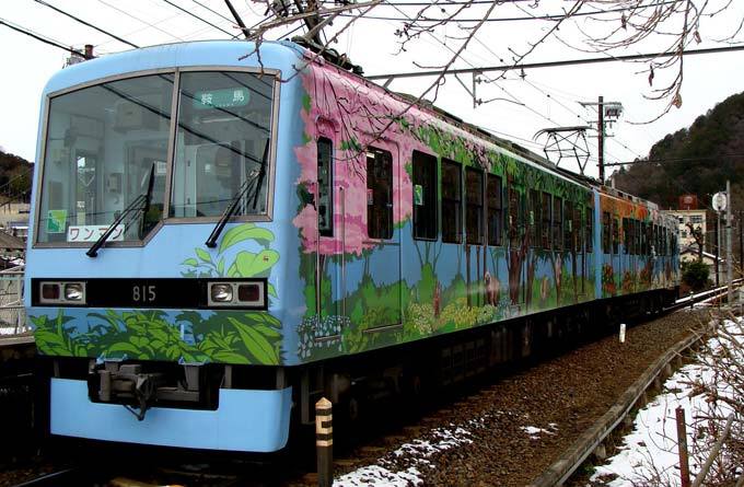 比睿山电车红叶隧道_京都_日本