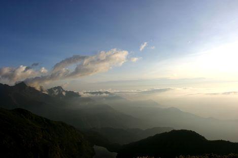 鲁文佐里山国家公园