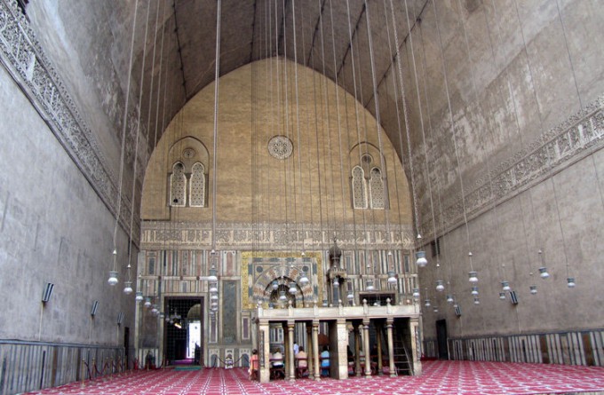 苏丹·哈桑清真寺