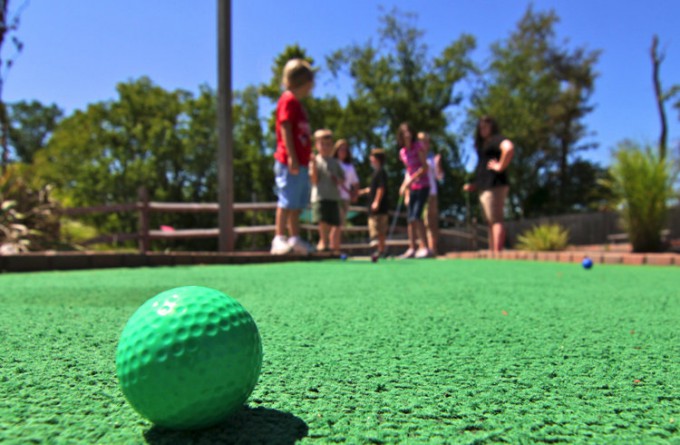Putt N' Play 迷你高尔夫公园_金斯顿_牙买加