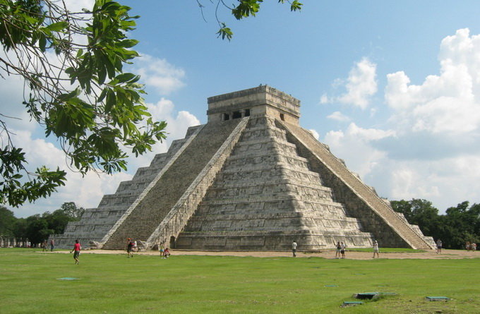 卡斯蒂略金字塔
