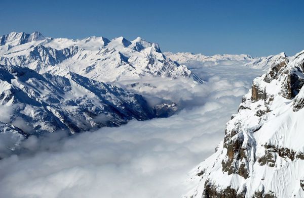 铁力士雪山