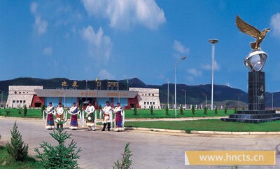 迪庆香格里拉机场|迪庆香格里拉机场大巴路线