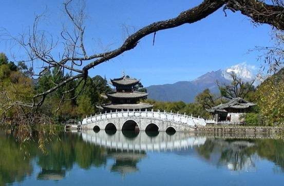 黑龙潭自然风景区