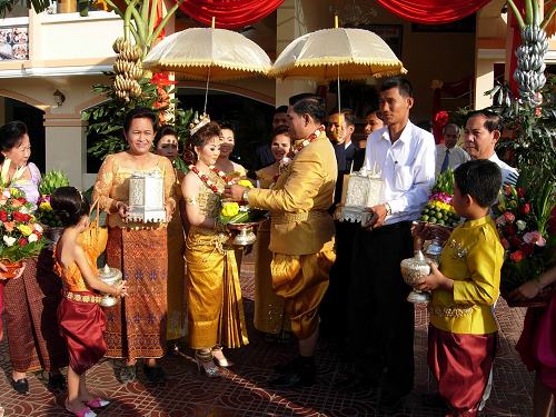 柬埔寨当地风俗礼仪介绍图片