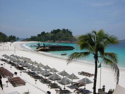 马来西亚热浪岛 让人惊叹的碧蓝海滩图片
