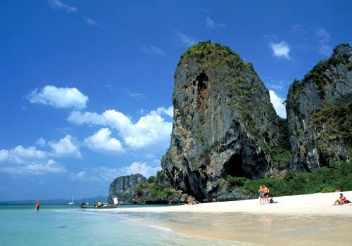 泰国甲米岛：海天一色 攀岩胜地