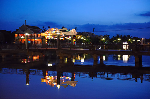 会安夜色：慵懒小城的清甜味道