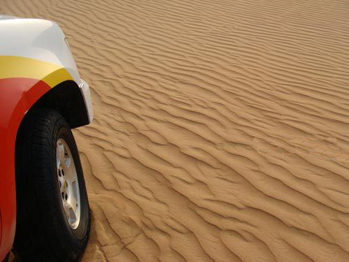 沙漠纵情冲沙 迪拜11月旅游最佳玩法