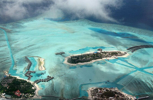 暑假旅游寻找天堂 地球上最漂亮的环礁
