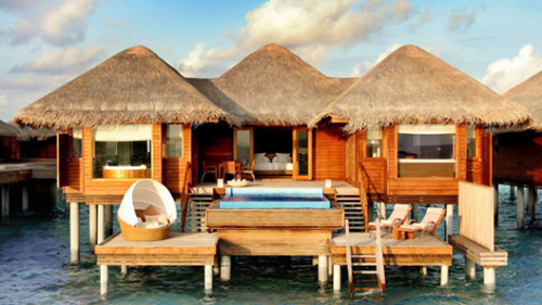 马尔代夫酒店体验：水下SPA 无边游泳池图片