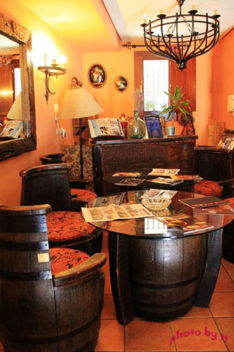 西班牙丰盛午餐 酒窖餐厅的精致美食图片