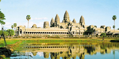 12月去哪里旅游 欢乐柬埔寨同度送水节图片