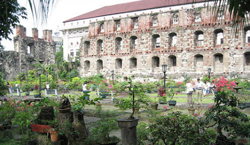 菲律宾城中城和圣地亚哥古堡古迹（Intramuros and Fort Santiago Historic District）