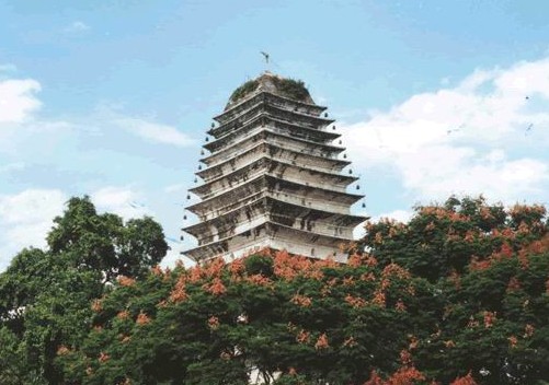 游四川乐山大佛 体验佛教文化精髓图片