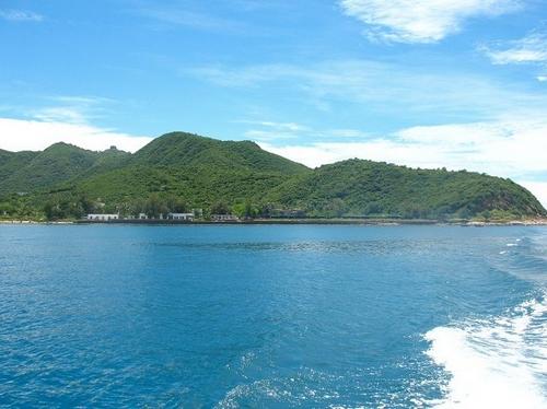 海南情人湾：奢华游艇 海钓休闲图片