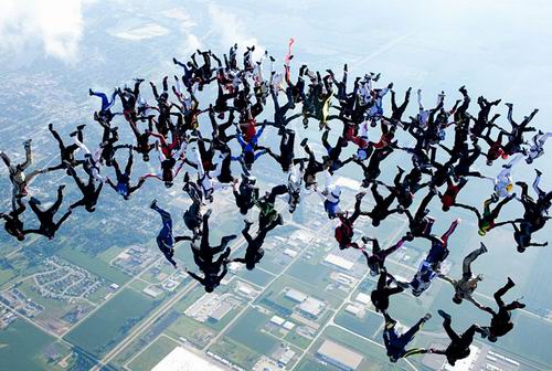 挑战极限 世界十大最佳跳伞鸟瞰点