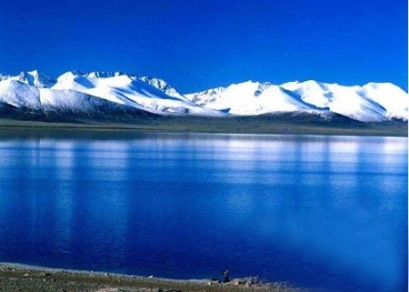 单车骑行 感受梦幻般的青海湖(图)