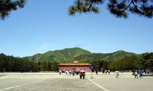 定陵博物院：感受一代皇帝的传奇故事