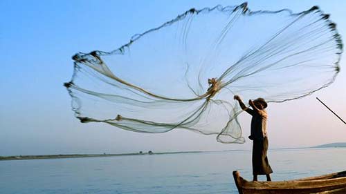 缅甸的精神之河 伊洛瓦底江上的幸福