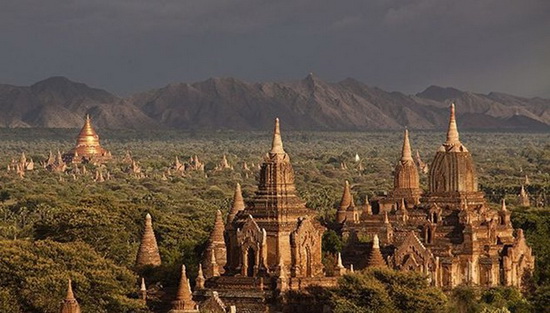 缅甸失落之城 日出蒲甘的美色震撼