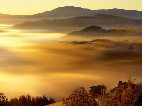 雾中保加利亚 现实中的印象派