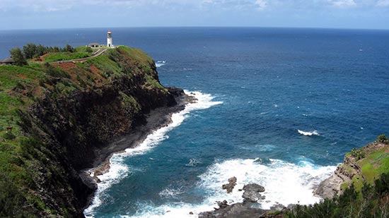 到夏威夷考艾岛：游览威美亚大峡谷“太平洋的大峡谷”