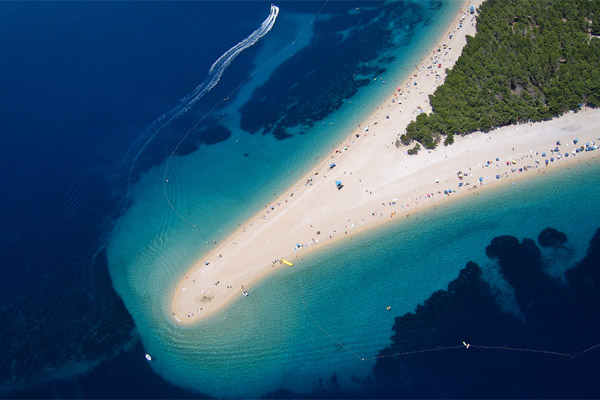 八大欧洲最美海滩：克罗地亚尖角海滩
