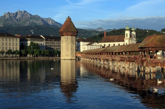 到瑞士旅游：卢塞恩小城（Lucerne）