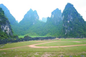 明仕村：隐秘的小阳朔 中越边境上的小桃源明仕旅游