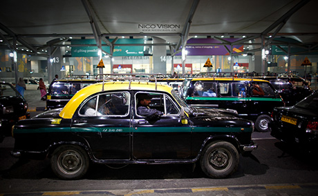 “大使”牌出租车，印度计程车