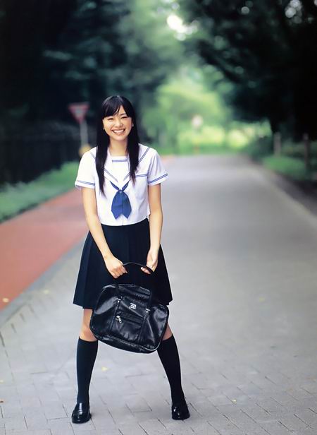 揭秘：日本女生校服为什么是水手服 (8)