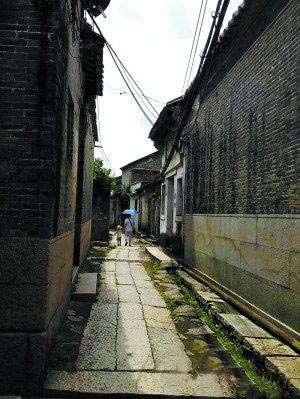 贯穿村中的古贸易通道。