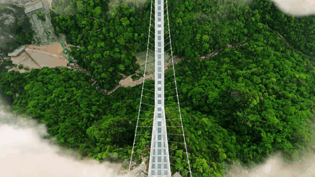网红打卡地——皇龙大峡谷